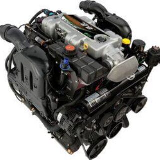 Mercruiser 8.2L Petrol Engine 380hp MAG Bravo